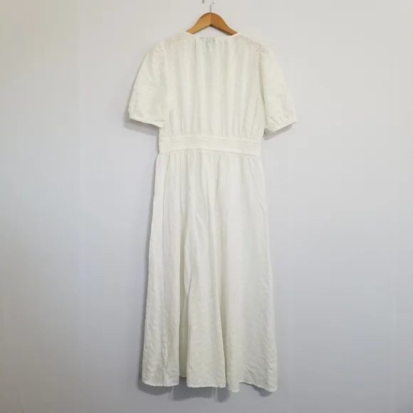 GAP Off White Eyelet Maxi Dress Size Medium - Picture 6 of 10